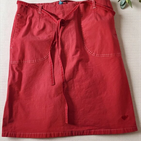 Roxy Red Stretch Cotton Mini Skirt Size 5 – Belted with Pockets & Surf Stripe - Picture 2 of 10
